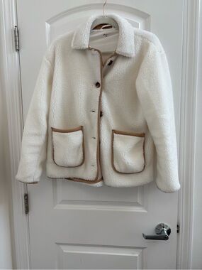 Quince Cozy Cream Sherpa Jacket with Tan Trim